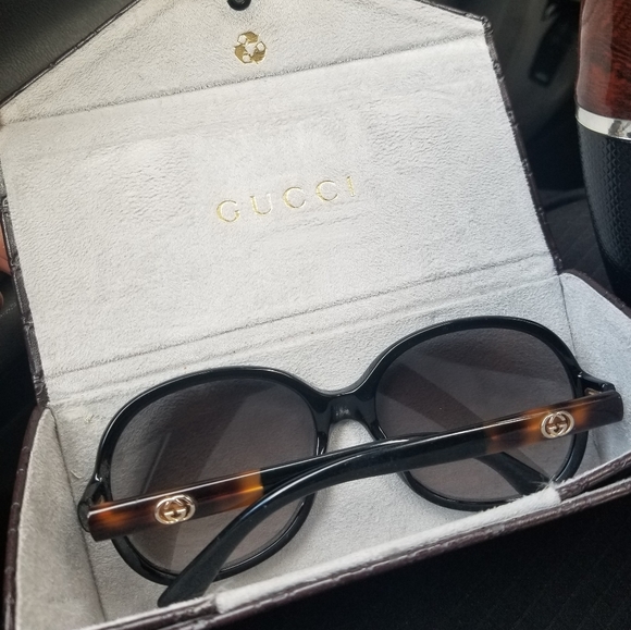 Gucci Sunglasses - Picture 2 of 16
